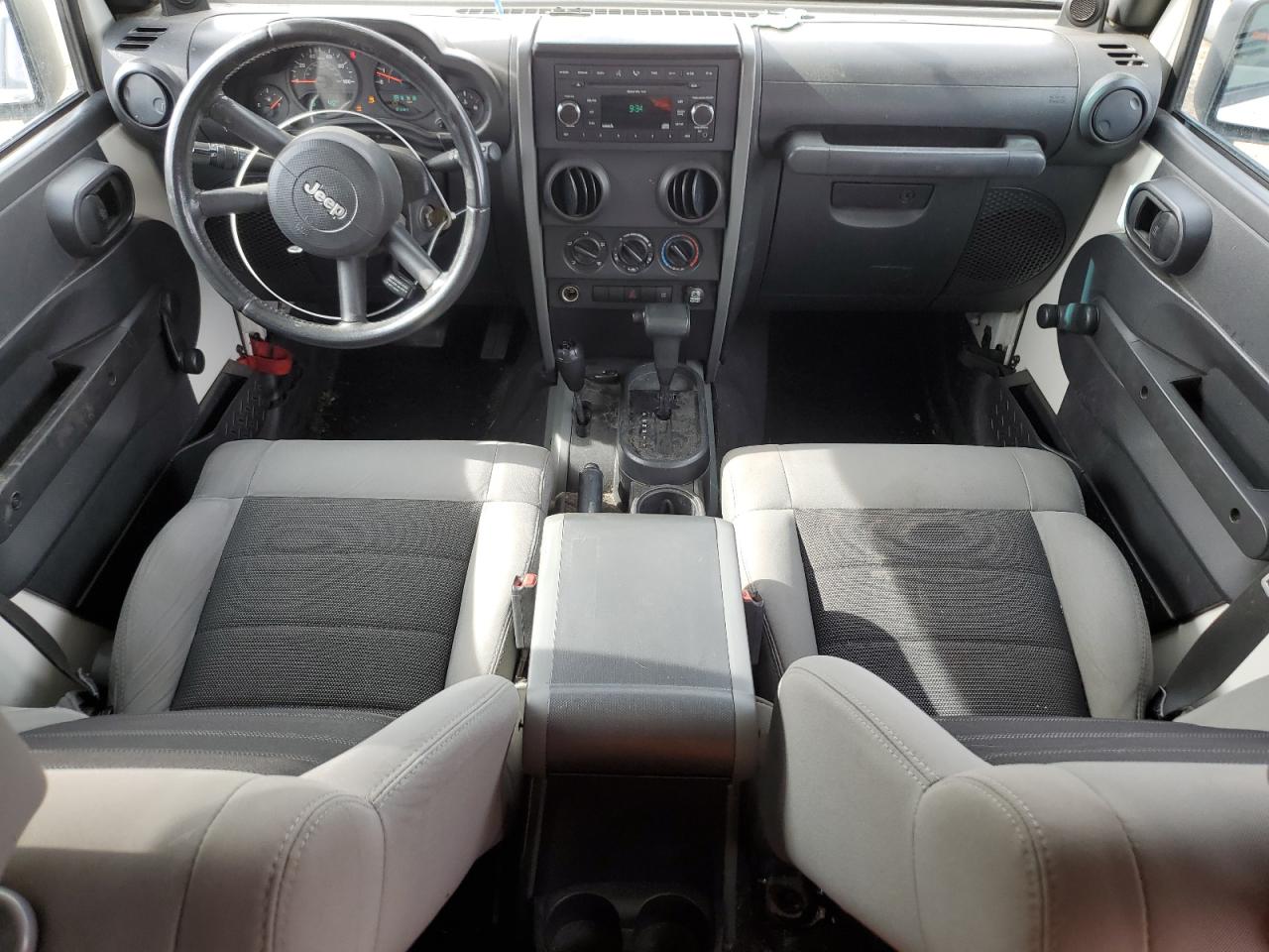 1J4GA39148L623828 2008 Jeep Wrangler Unlimited X