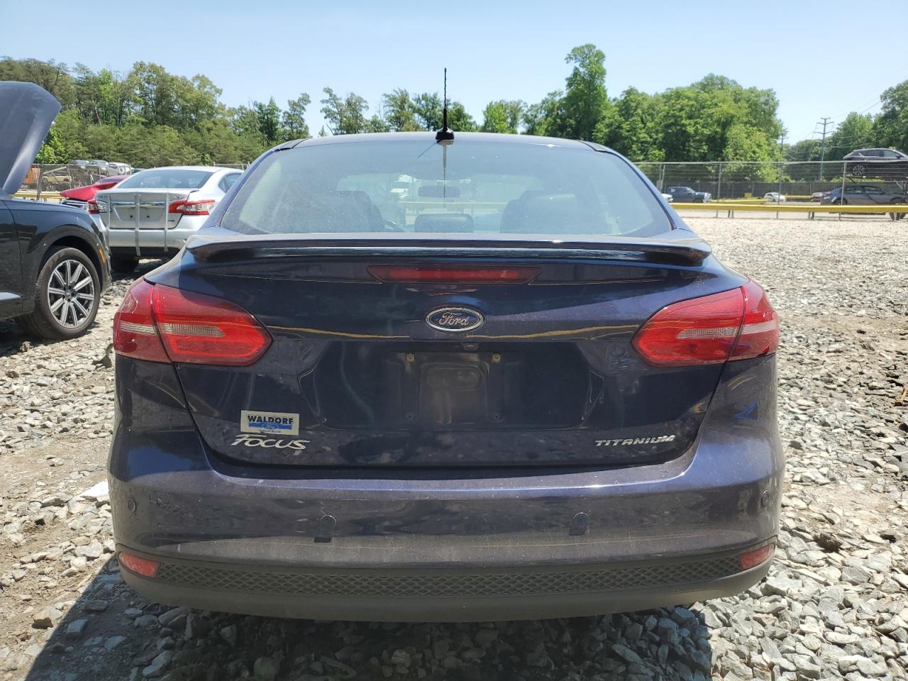 1FADP3J2XHL302295 2017 Ford Focus Titanium