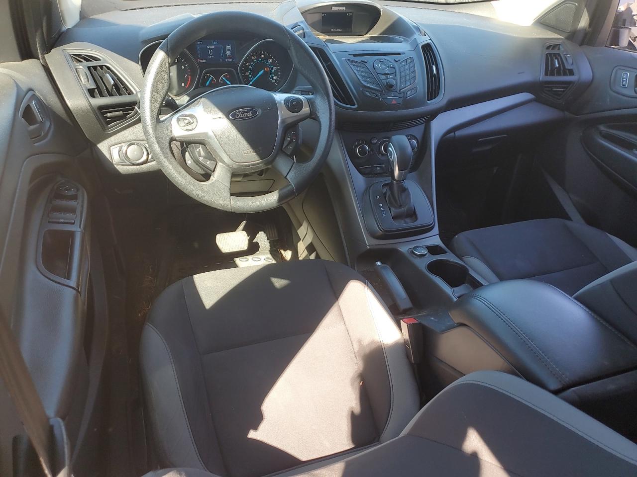 1FMCU0F71EUC70193 2014 Ford Escape S