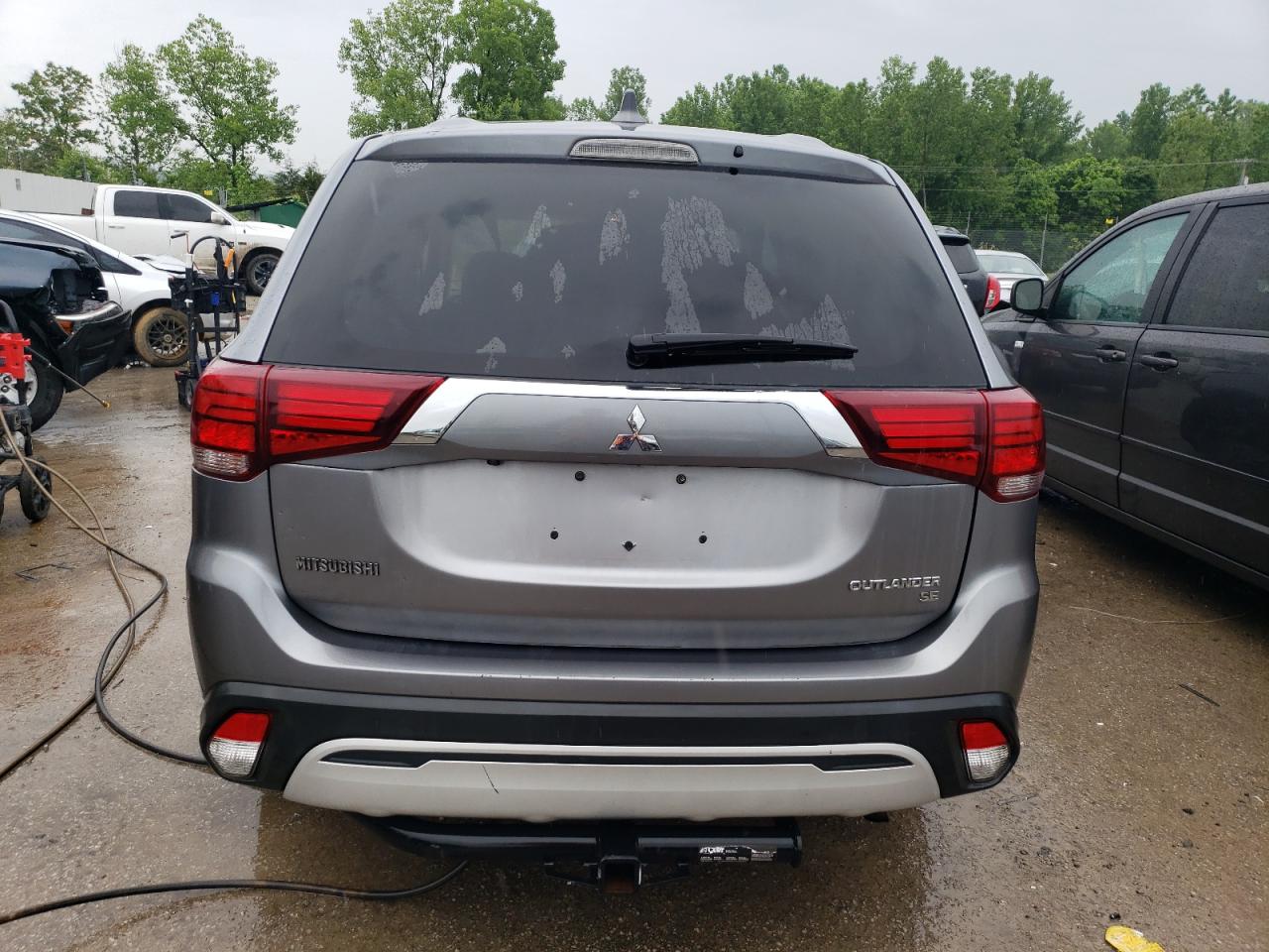 JA4AD3A37KZ045352 2019 Mitsubishi Outlander Se