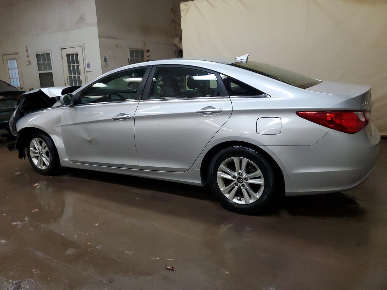 2013 Hyundai Sonata Gls vin: 5NPEB4AC2DH700000