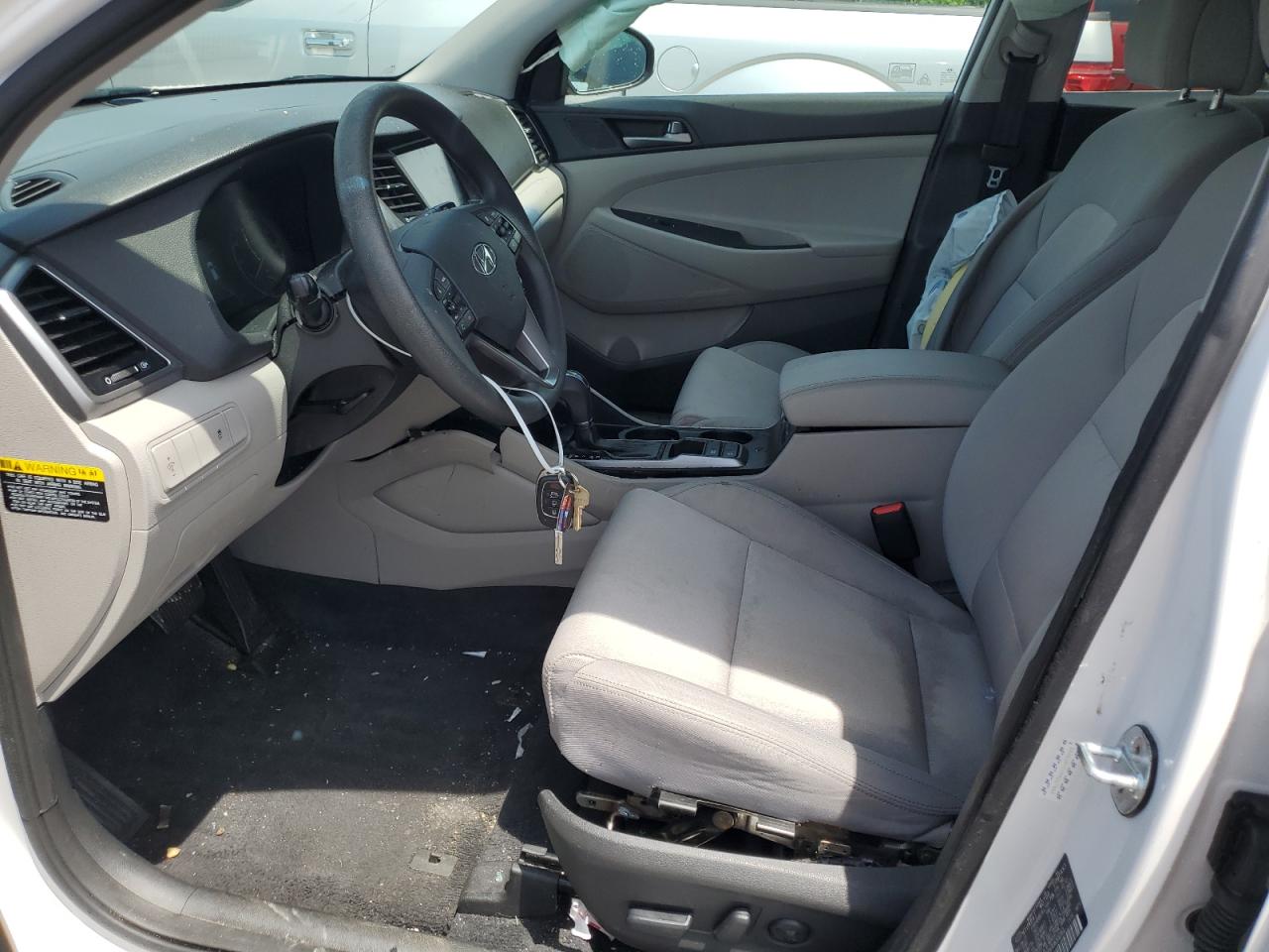 KM8J33A4XJU653293 2018 Hyundai Tucson Sel