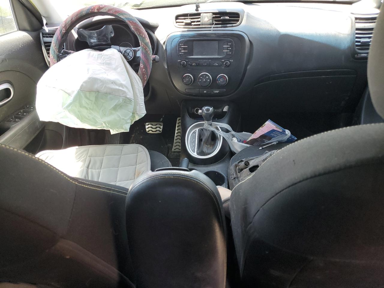 KNDJP3A50G7853088 2016 Kia Soul +