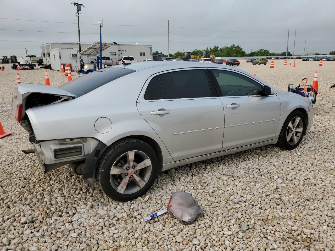 1G1ZC5E16BF121945 2011 Chevrolet Malibu 1Lt