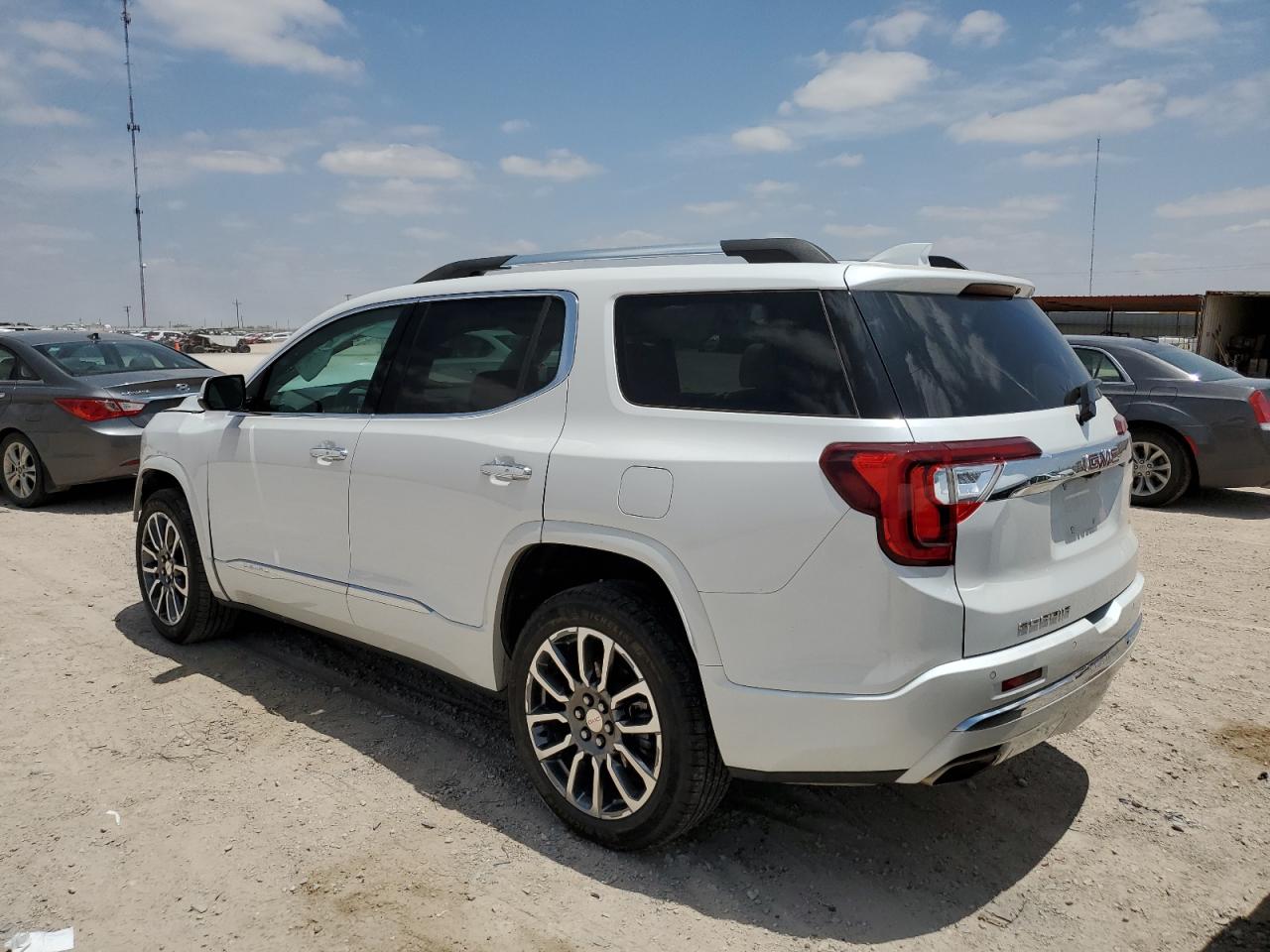 2020 GMC Acadia Denali vin: 1GKKNPLS0LZ189415