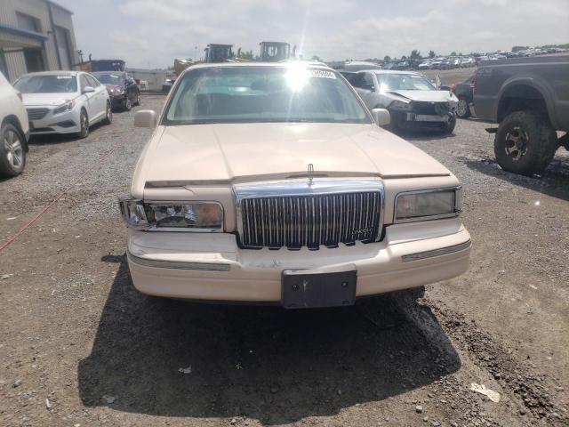 1997 Lincoln Town Car Cartier VIN: 1LNLM83W5VY627197 Lot: 53389604