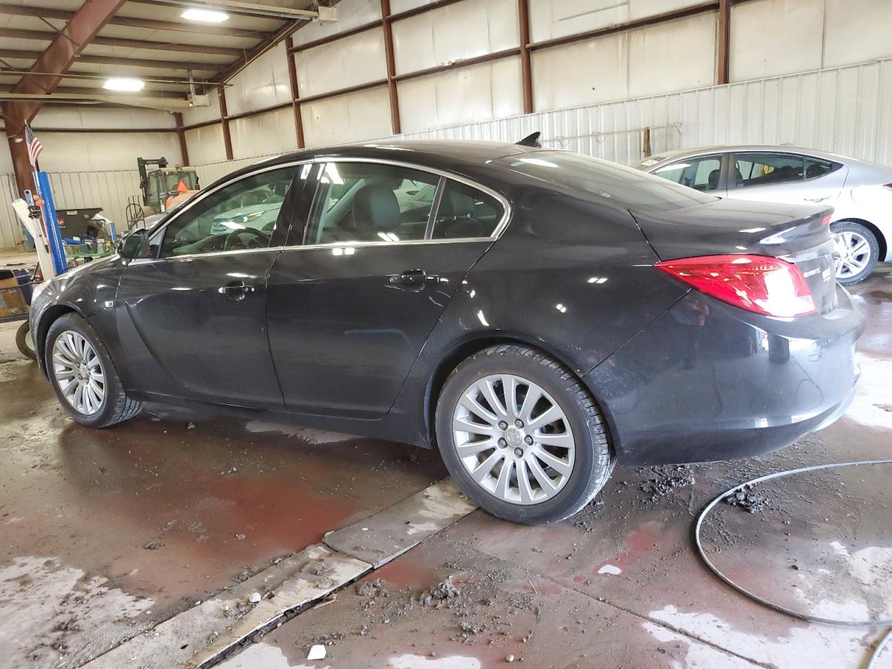 W04GN5EC2B1090338 2011 Buick Regal Cxl