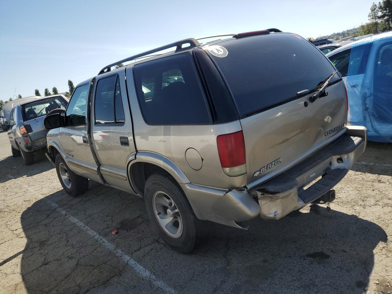 1GNCS13W42K169983 2002 Chevrolet Blazer