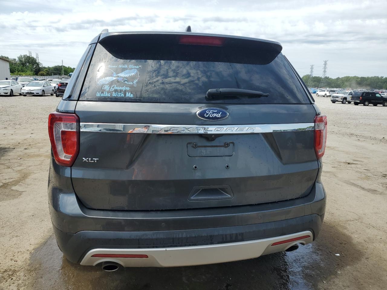 1FM5K7D88HGA40611 2017 Ford Explorer Xlt