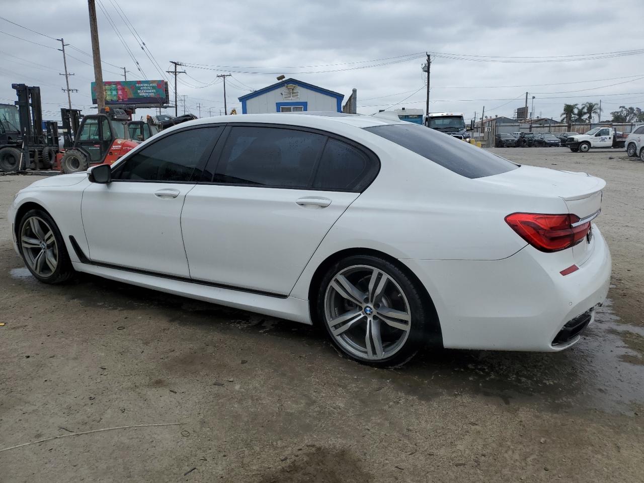 WBA7E2C51HG739591 2017 BMW 740 I