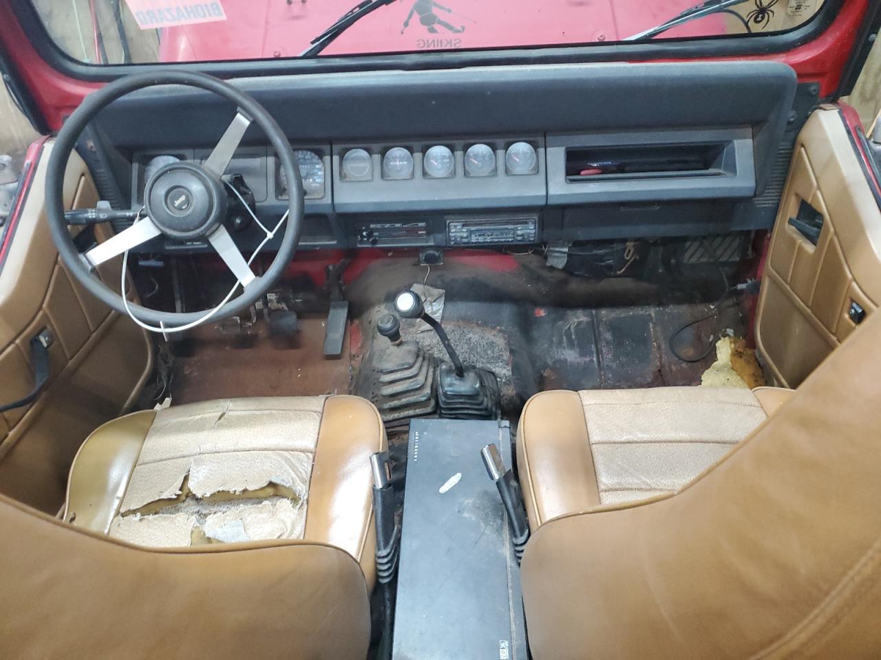 2J4FY19P6NJ530794 1992 Jeep Wrangler / Yj S