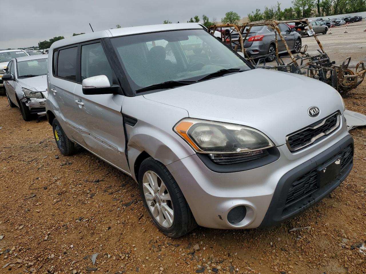 KNDJT2A66D7520162 2013 Kia Soul +