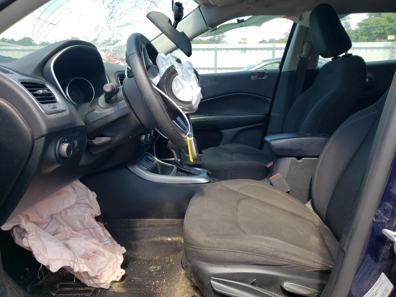 3C4NJCAB5JT106971 2018 Jeep Compass Sport