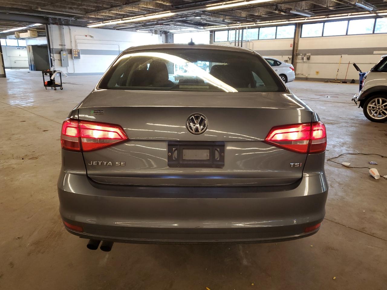 3VWD17AJ2FM251085 2015 Volkswagen Jetta Se