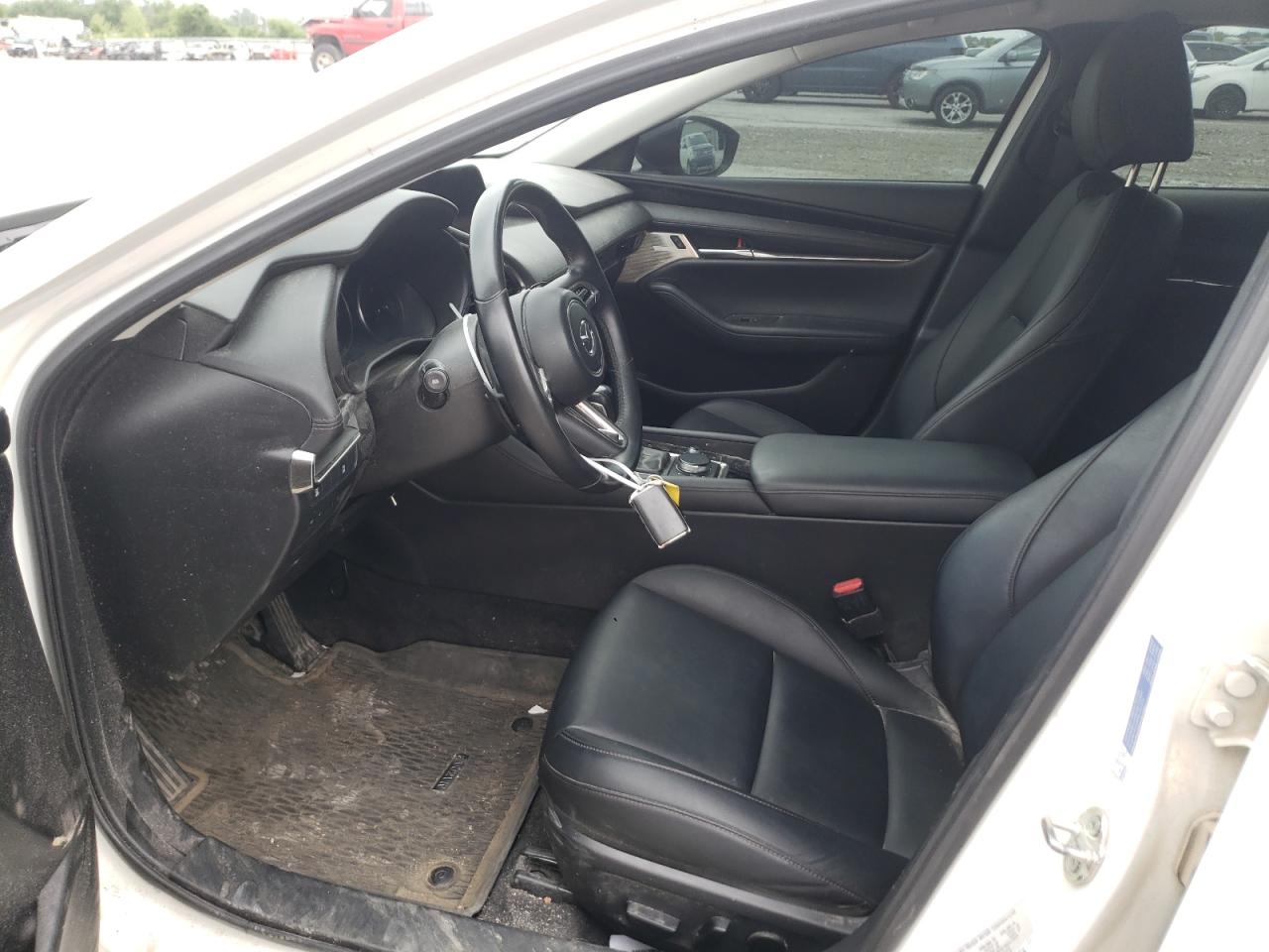 JM1BPBAY6M1333260 2021 Mazda 3