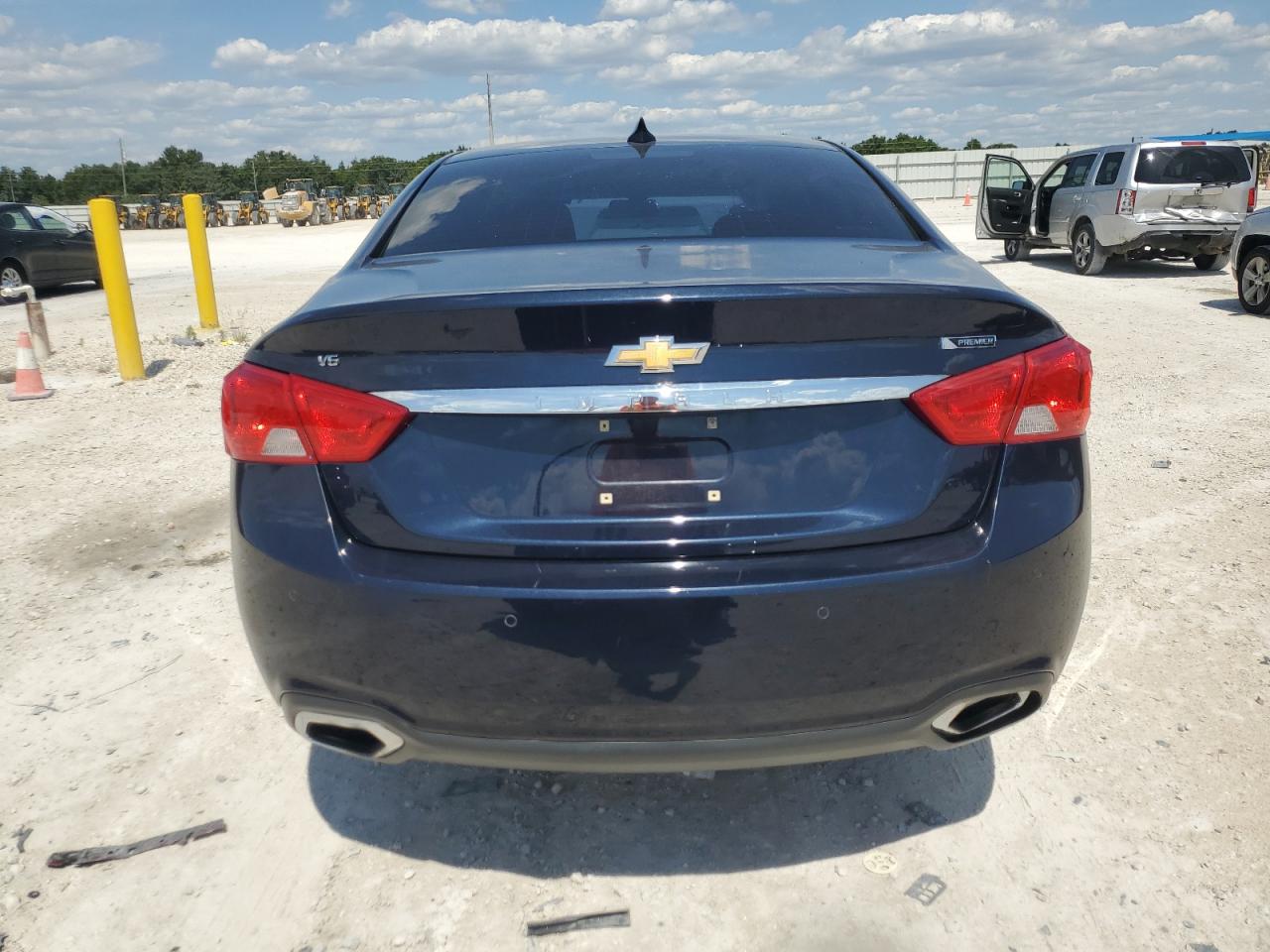 1G1125S33JU139125 2018 Chevrolet Impala Premier