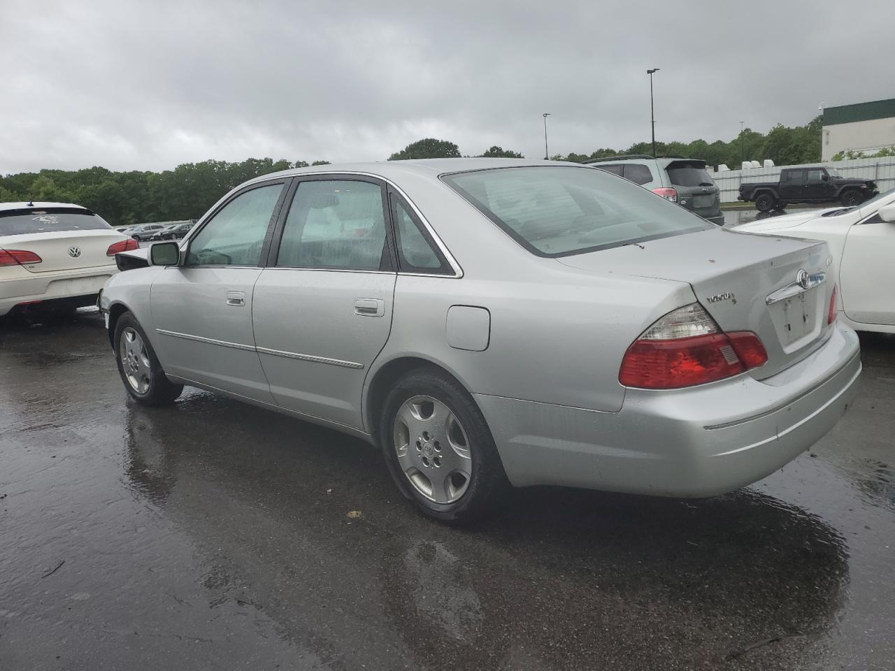 4T1BF28B34U358230 2004 Toyota Avalon Xl