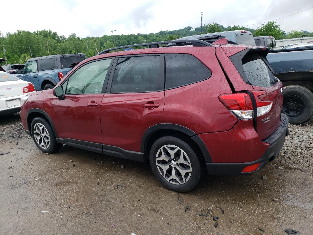 2021 Subaru Forester Premium vin: JF2SKAJC2MH540637