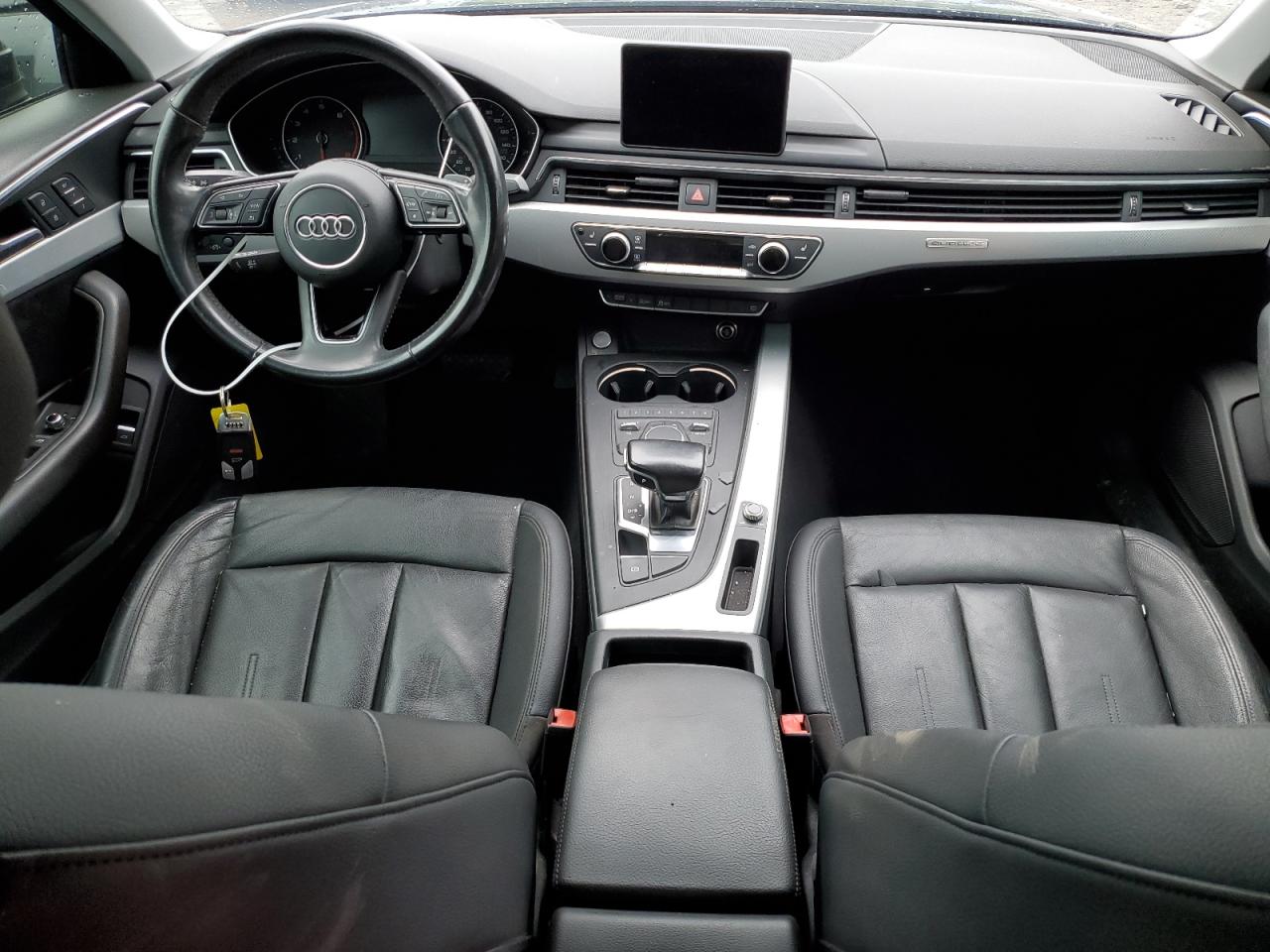 WAUANAF40HN022825 2017 Audi A4 Premium