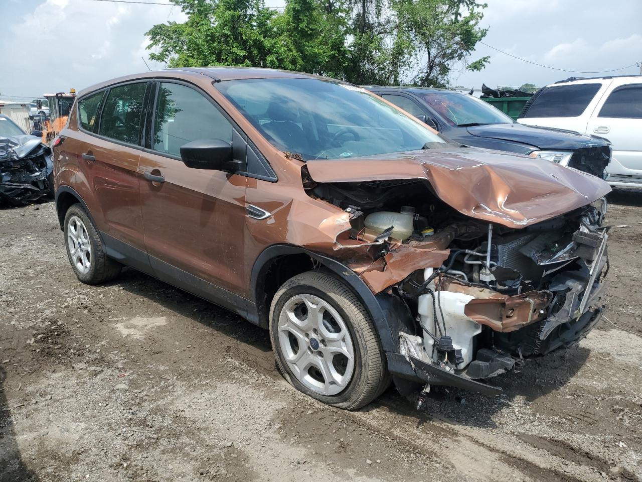 2017 Ford Escape S vin: 1FMCU0F75HUC73523