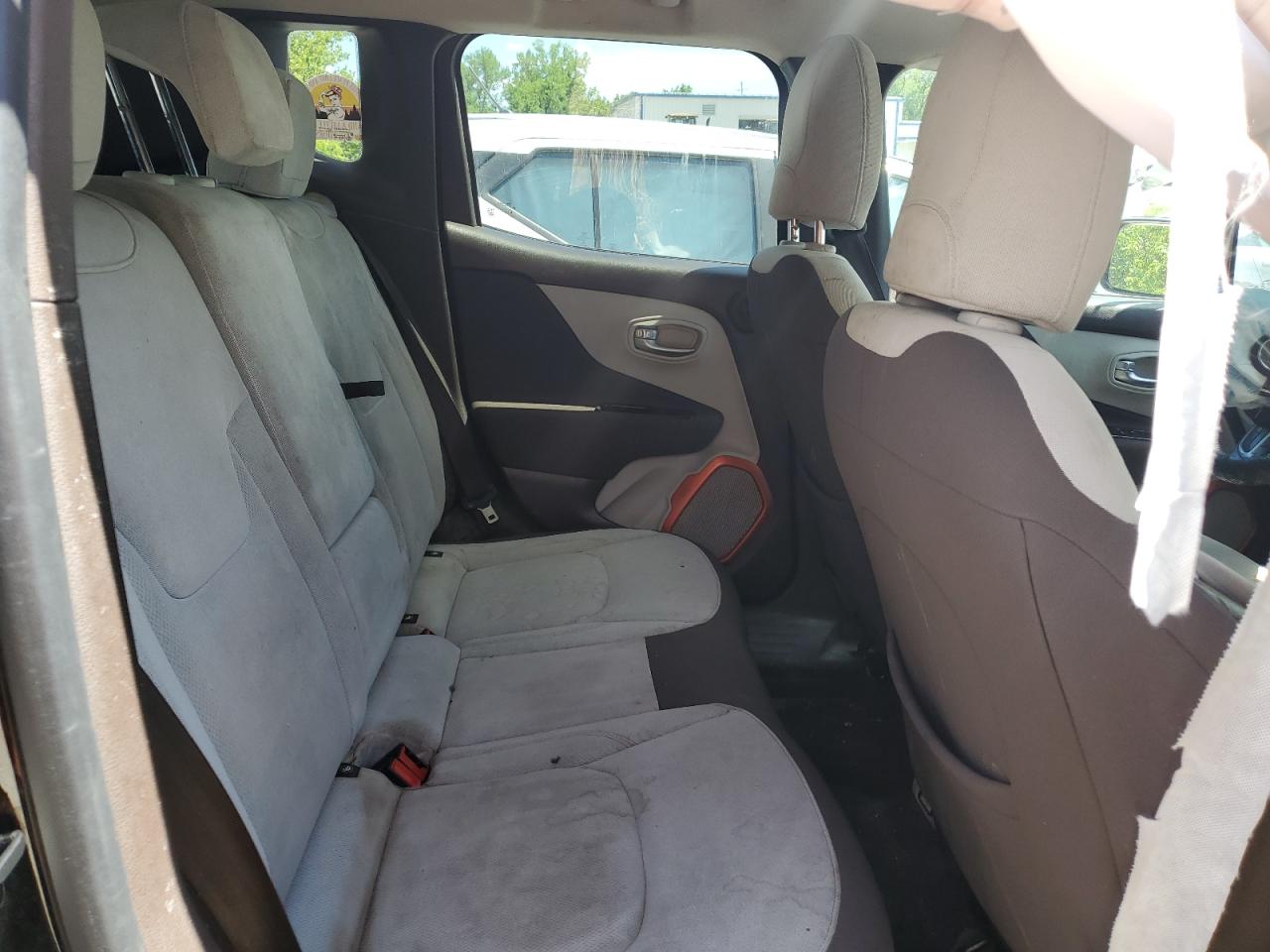 ZACCJBBT0FPB67202 2015 Jeep Renegade Latitude