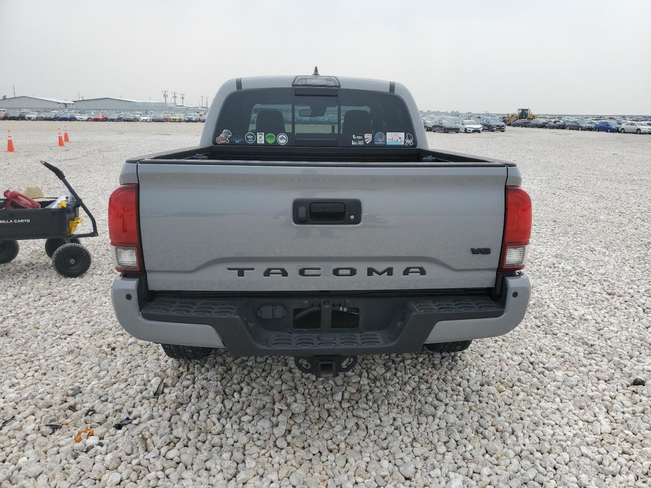 5TFAZ5CN2JX059297 2018 Toyota Tacoma Double Cab