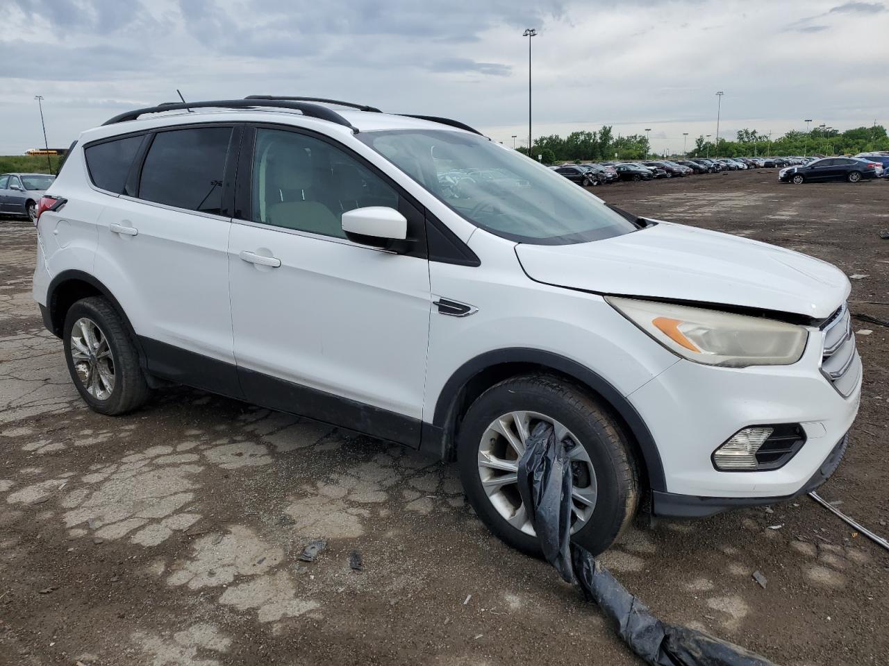 2018 Ford Escape Se vin: 1FMCU9GD9JUB16138