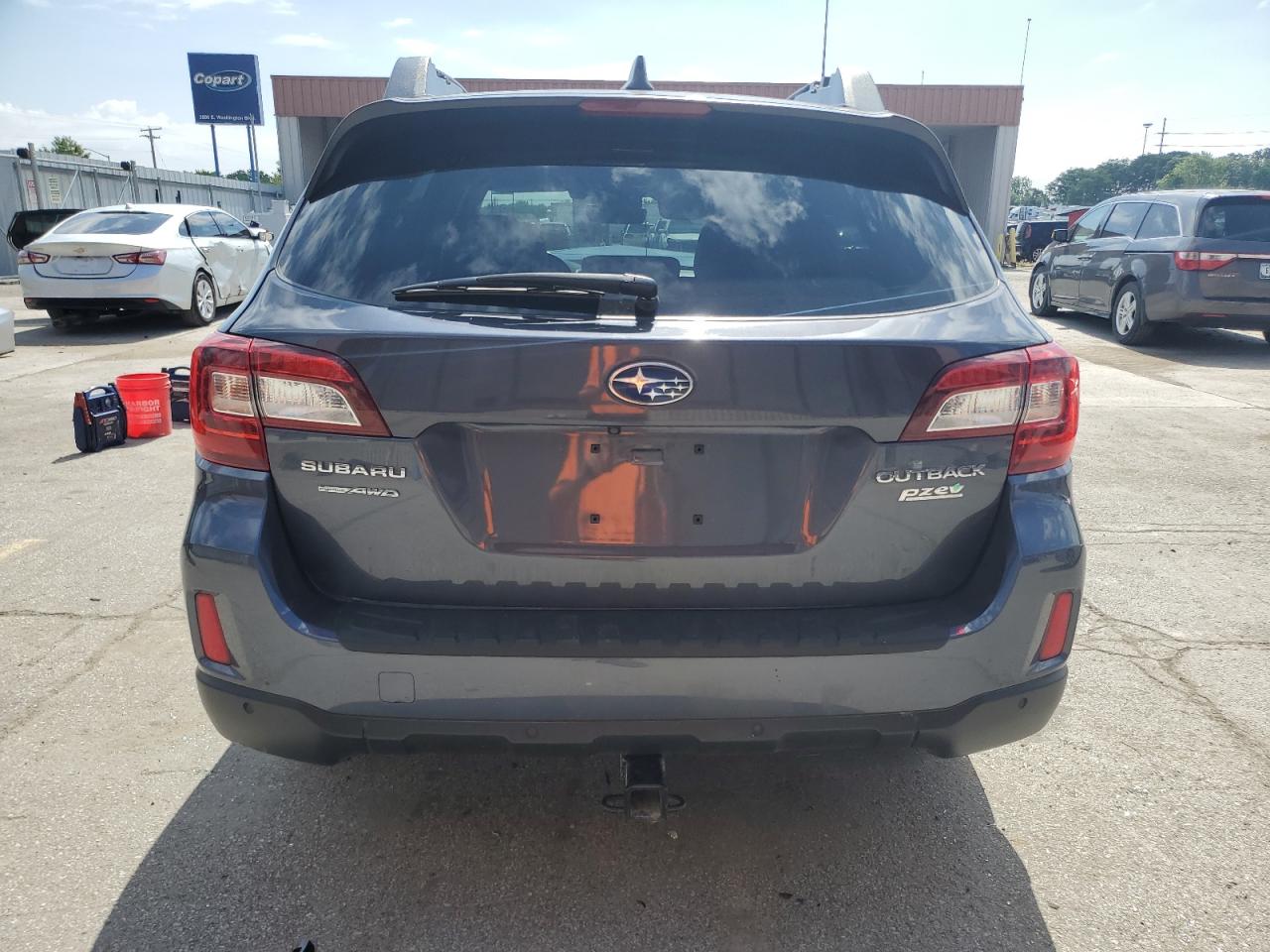 4S4BSANC9H3229522 2017 Subaru Outback 2.5I Limited