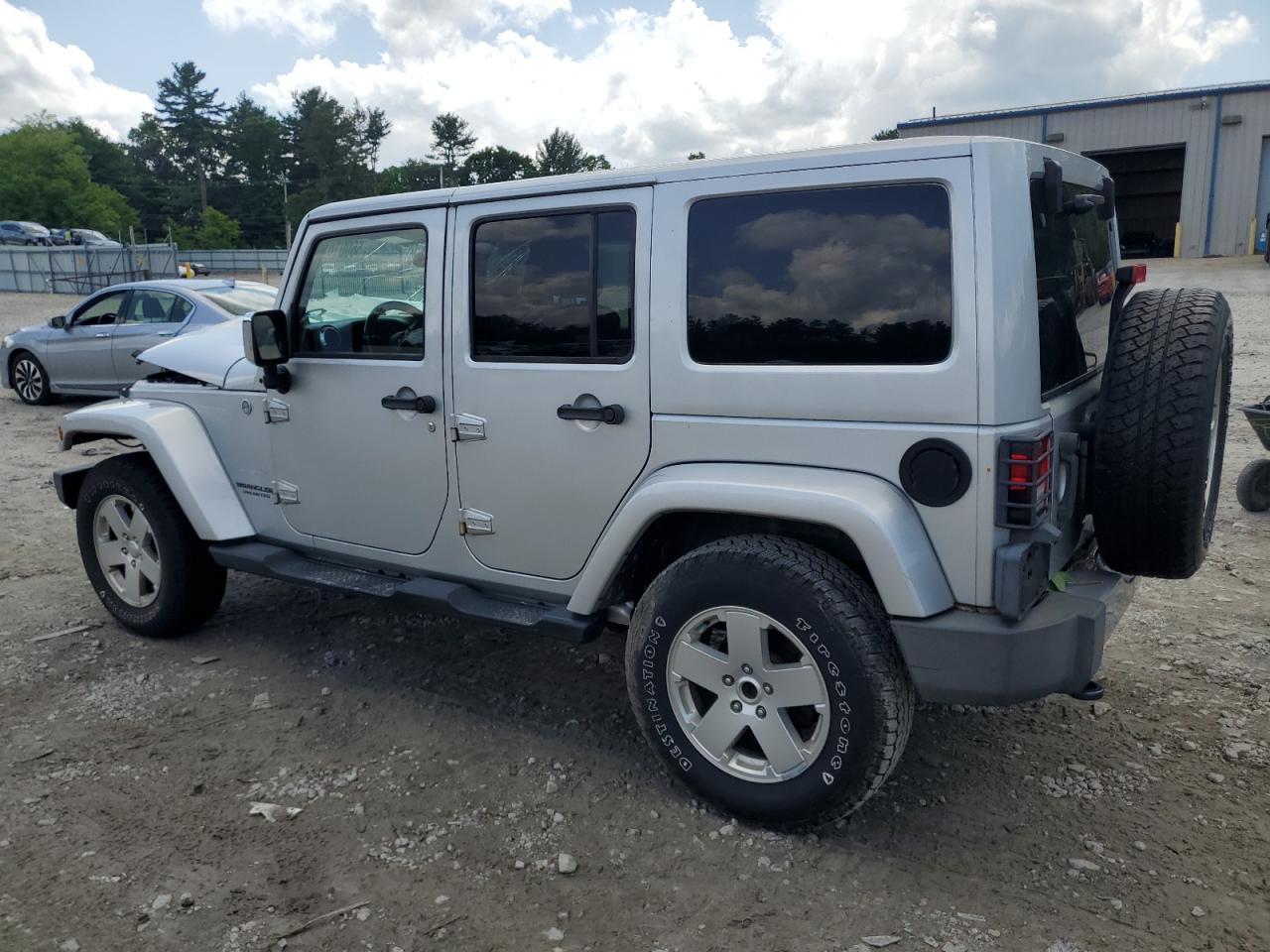 1J4BA5H13BL507308 2011 Jeep Wrangler Unlimited Sahara