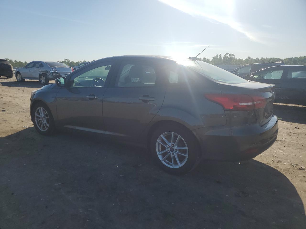 1FADP3F21GL242592 2016 Ford Focus Se