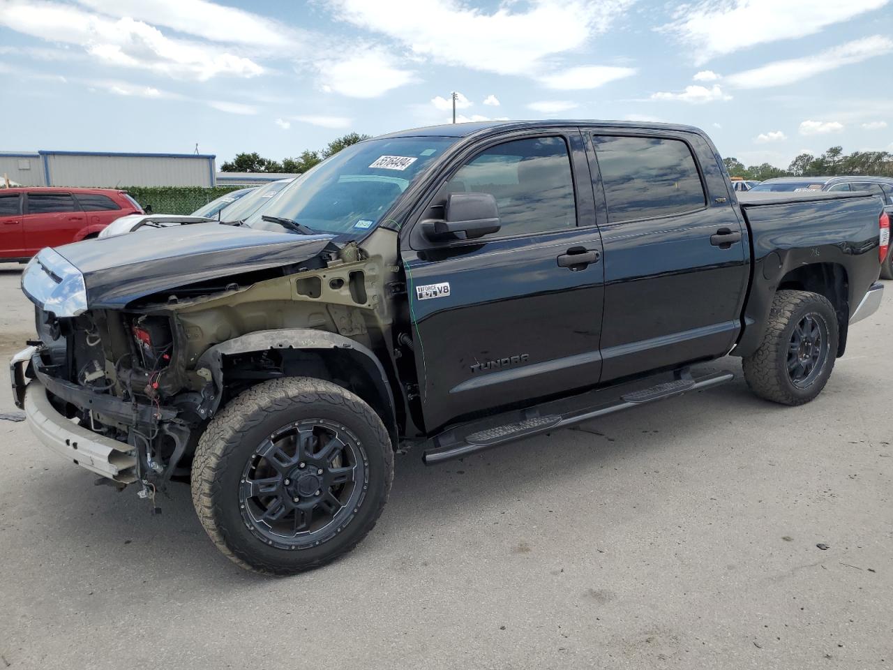 5TFDW5F12HX592453 2017 Toyota Tundra Crewmax Sr5