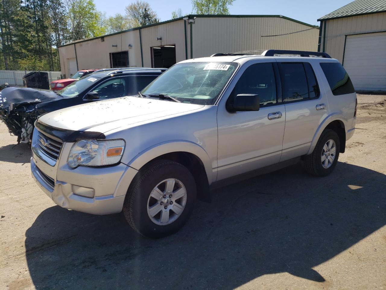 1FMEU7DE0AUB07645 2010 Ford Explorer Xlt