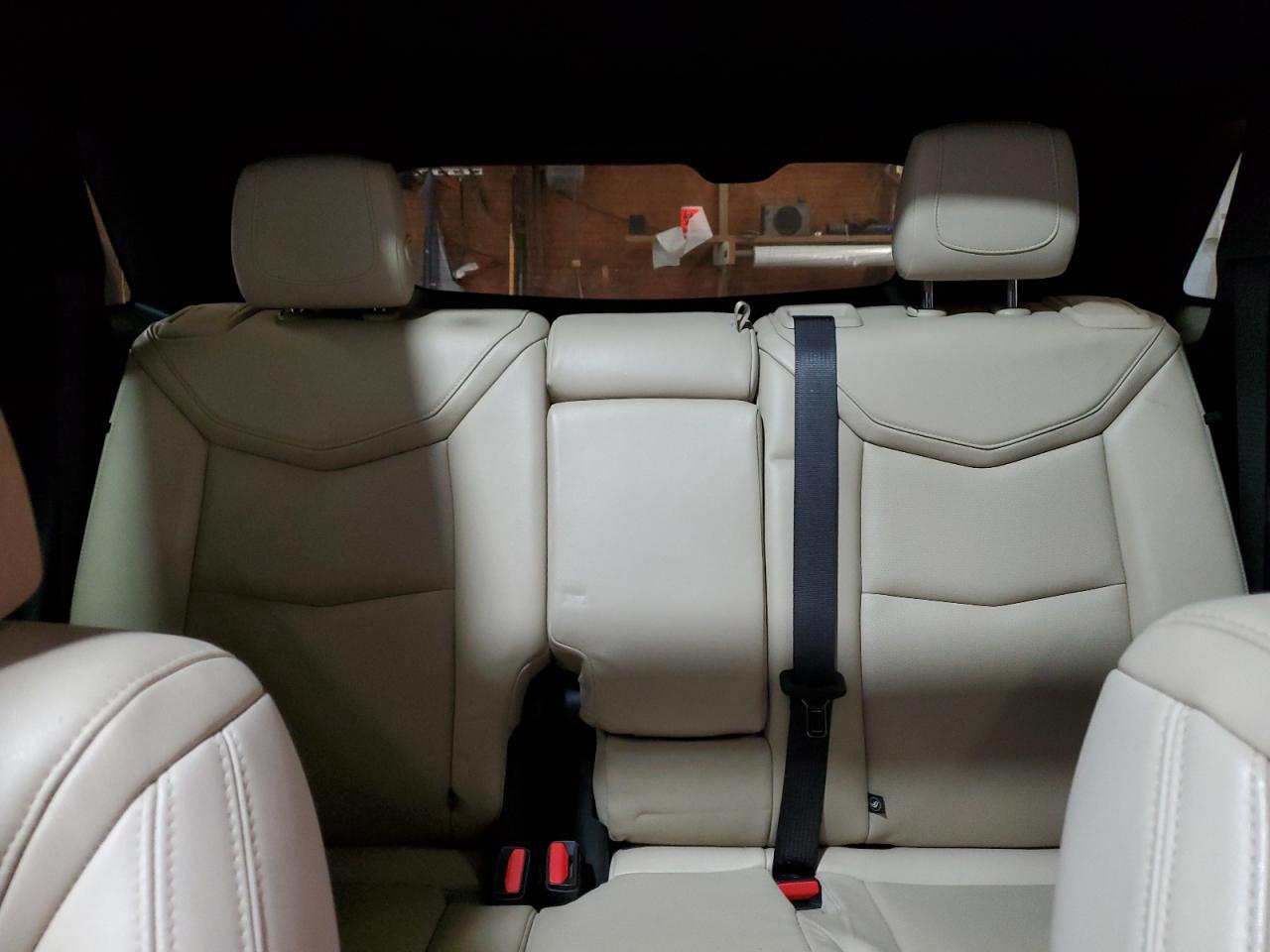 1GYKNDRS7JZ221785 2018 Cadillac Xt5 Luxury