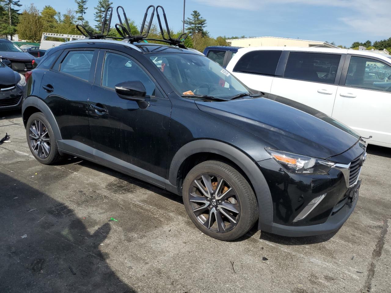 JM1DKFC72J0326584 2018 Mazda Cx-3 Touring