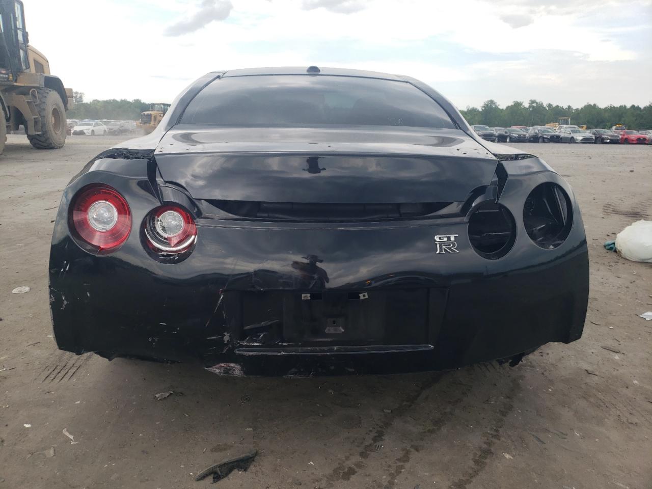 JN1AR5EF8CM251112 2012 Nissan Gt-R Base