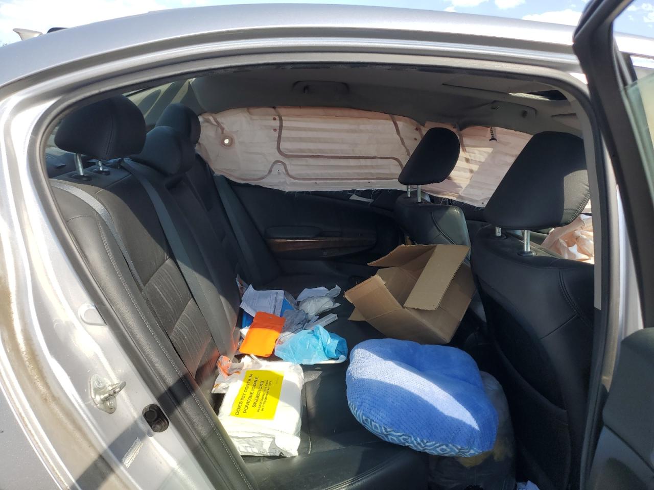 1HGCP2F84BA021370 2011 Honda Accord Exl