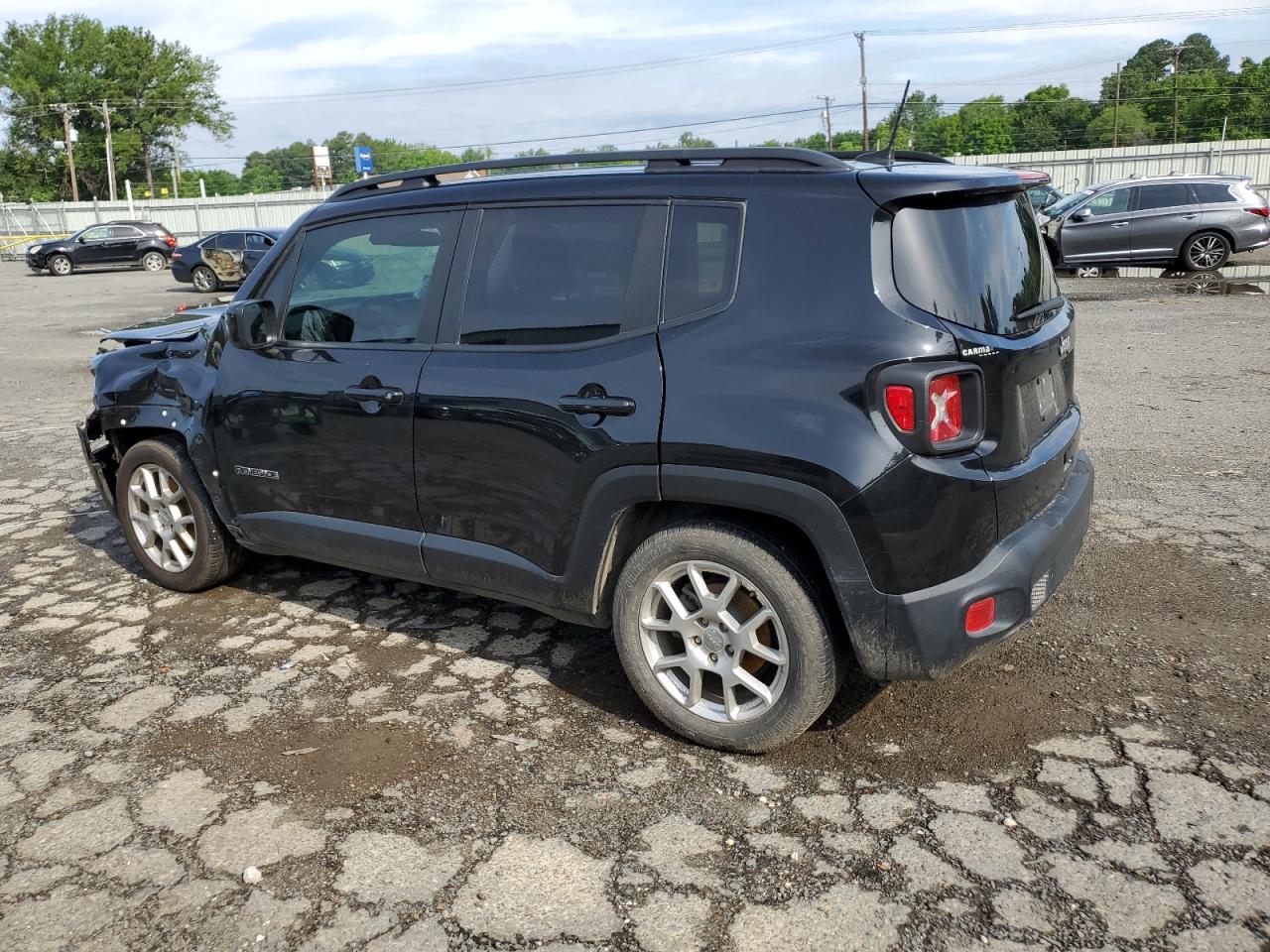 2019 Jeep Renegade Latitude vin: ZACNJABB9KPK69809