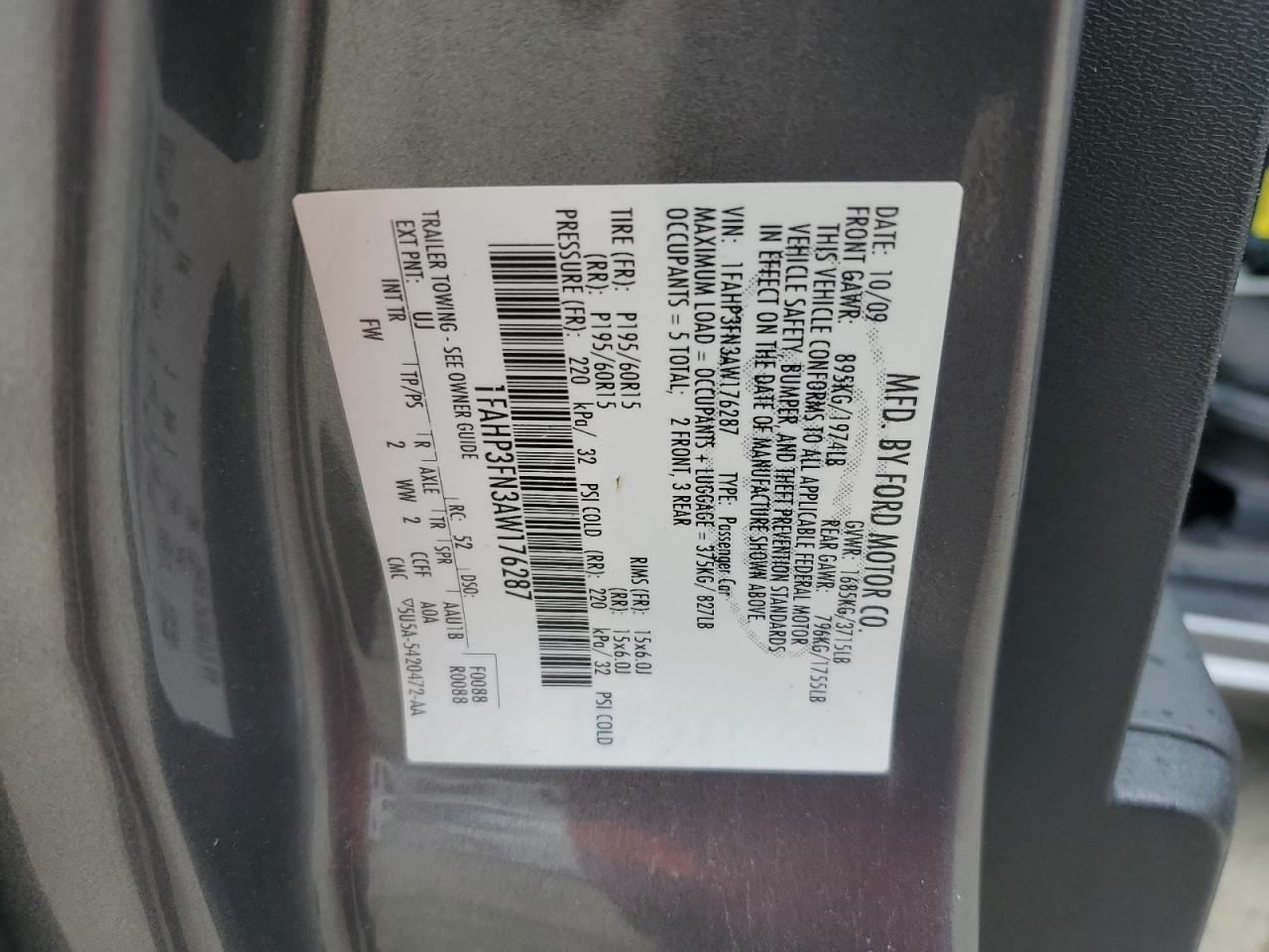 1FAHP3FN3AW176287 2010 Ford Focus Se