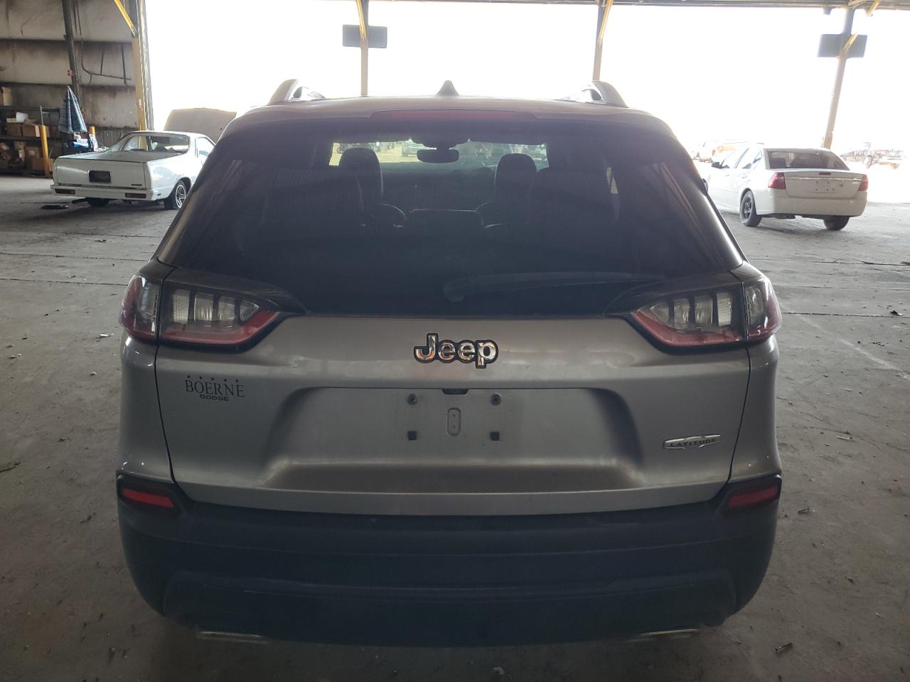 1C4PJLLNXKD164176 2019 Jeep Cherokee Latitude Plus