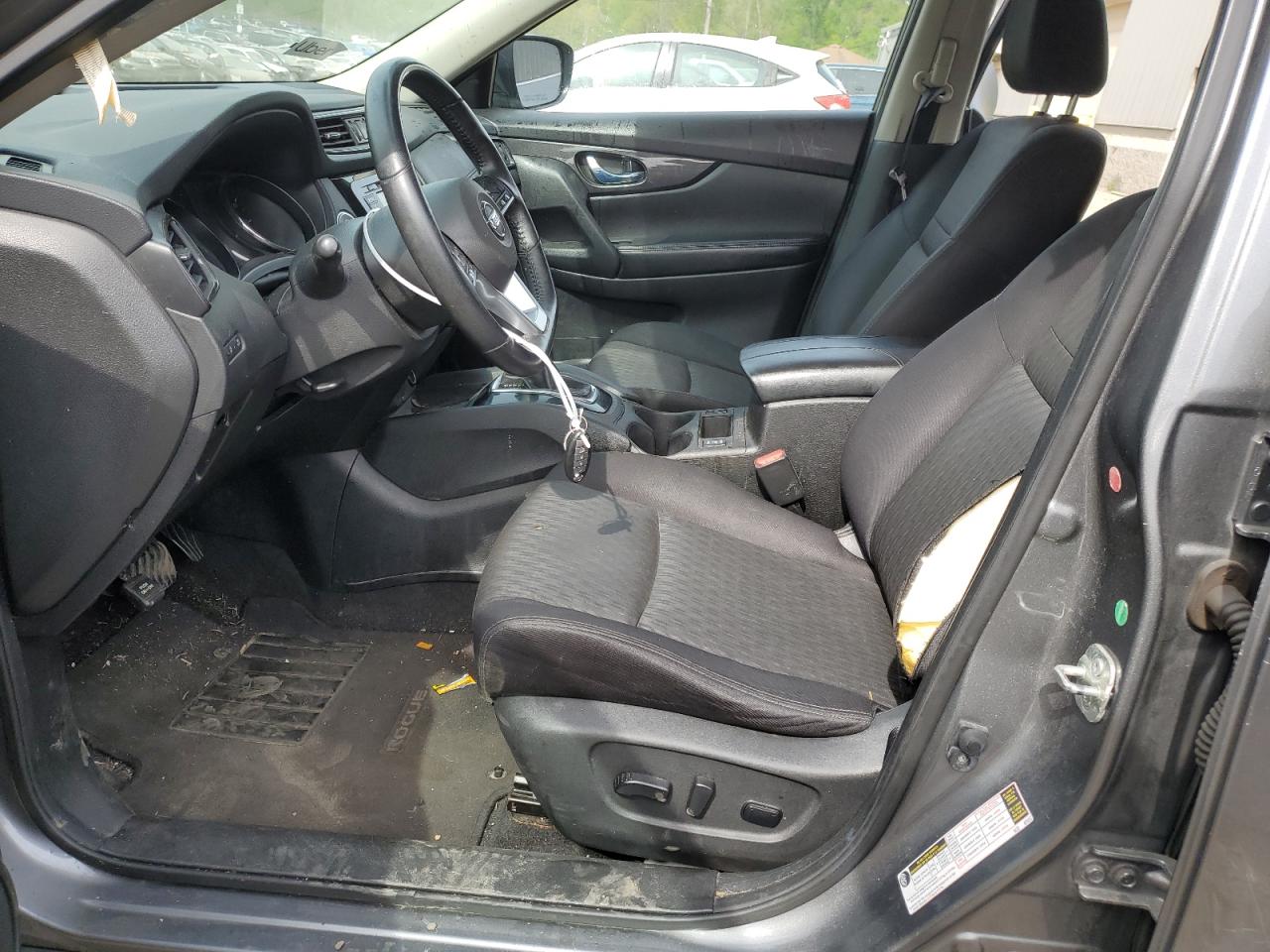 JN8AT2MV2JW307010 NISSAN ROGUE 2018