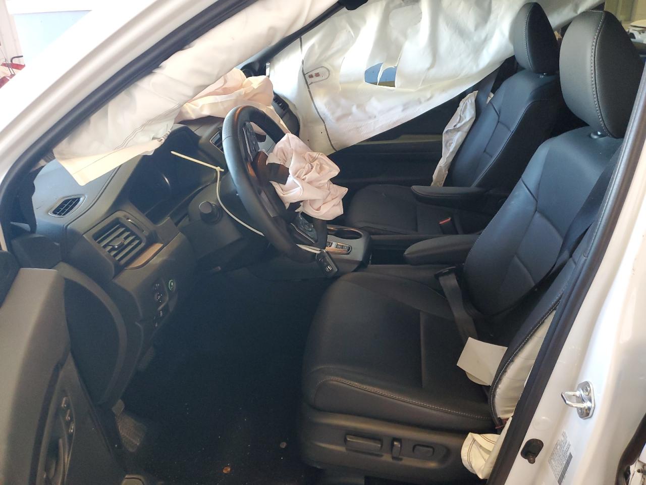 5FNYF8H52NB025104 HONDA PASSPORT 2022