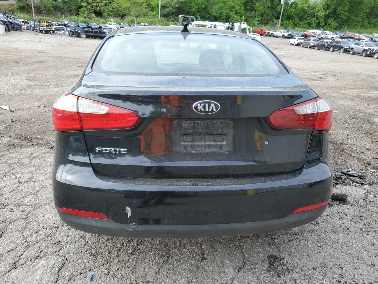 KNAFK4A68F5386187 2015 Kia Forte Lx