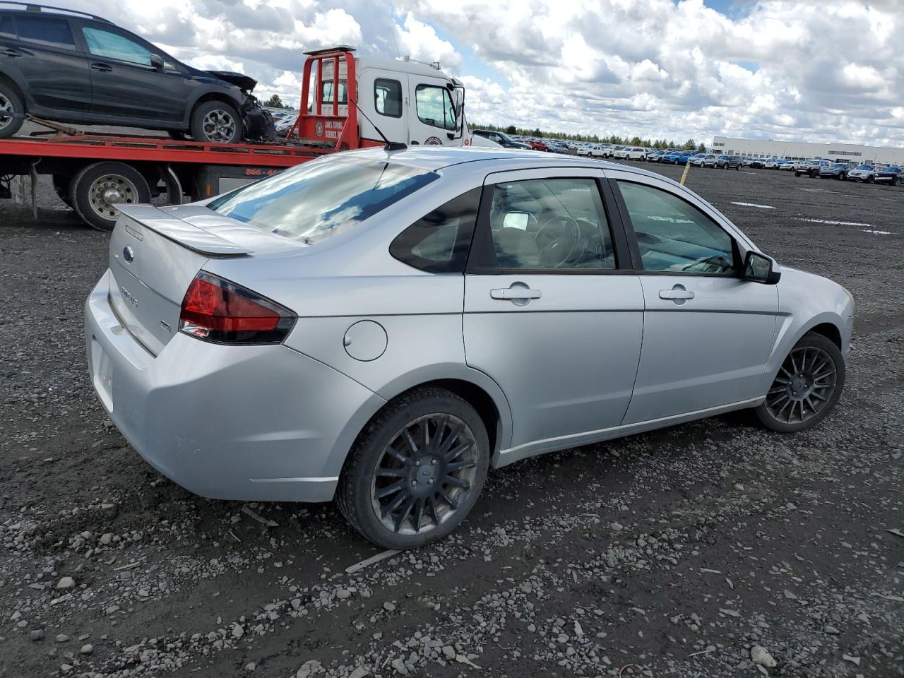 1FAHP3GN8AW205023 2010 Ford Focus Ses