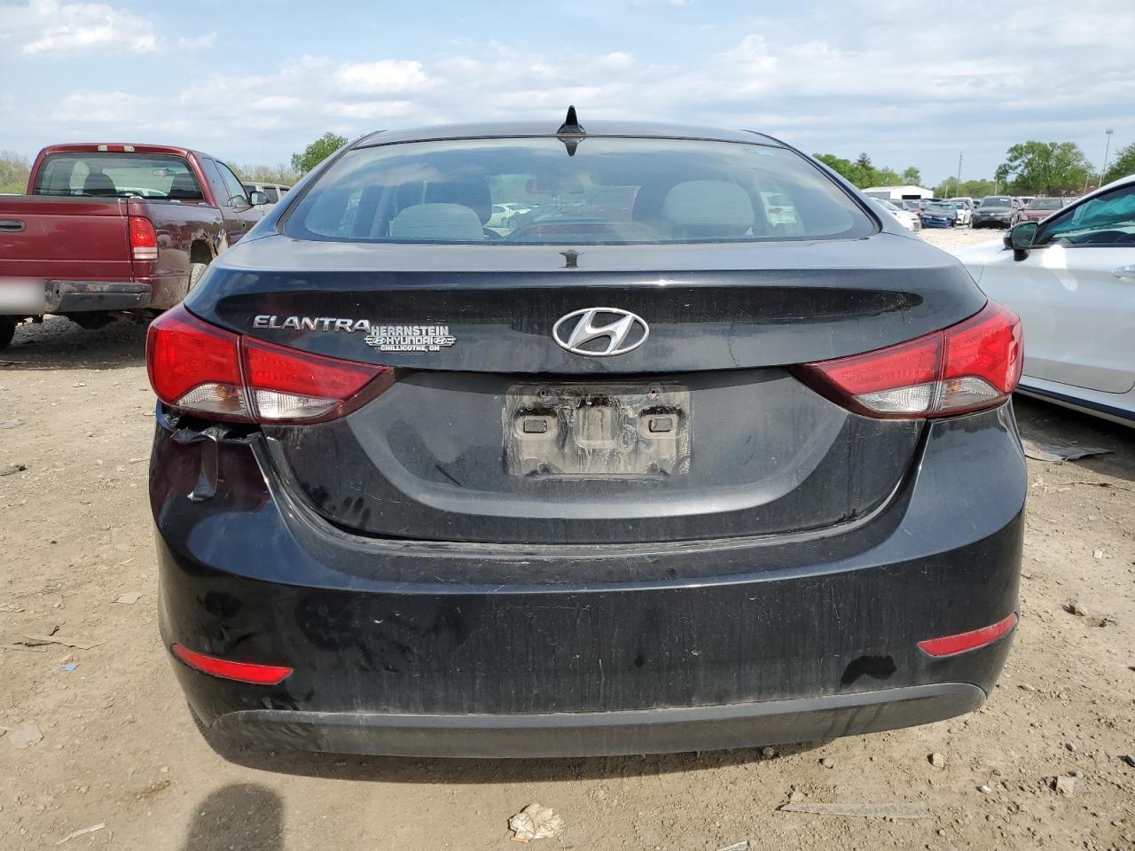 2015 Hyundai Elantra Se vin: 5NPDH4AE5FH603825