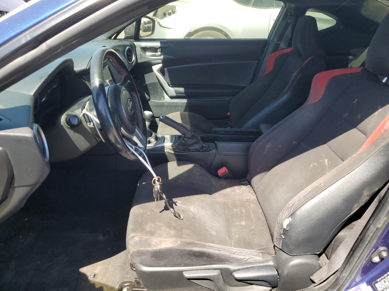 JF1ZNAA16G8708311 TOYOTA SCION 2016