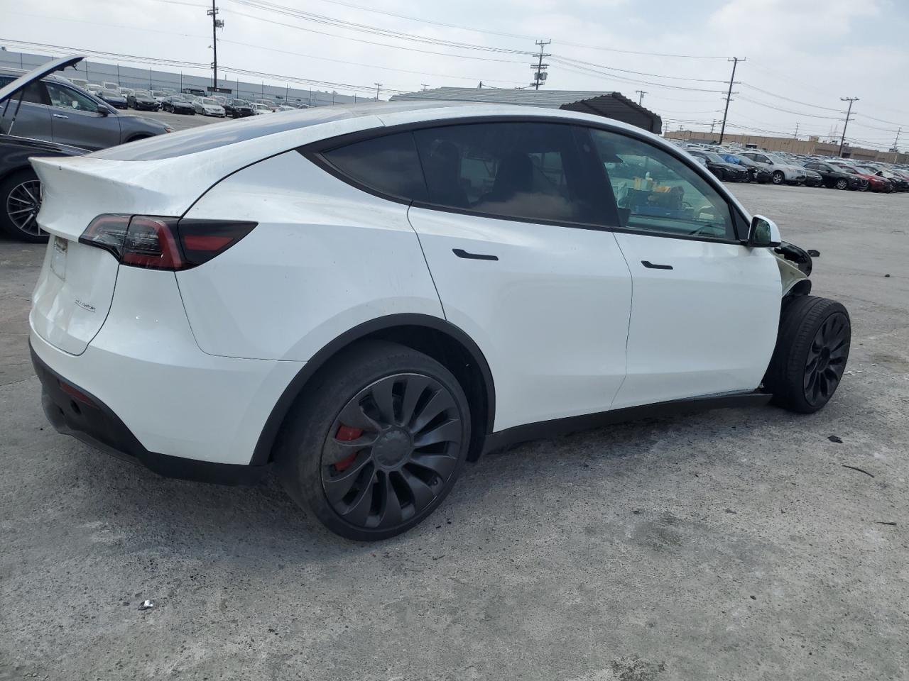 7SAYGDEF9PF740714 2023 Tesla Model Y