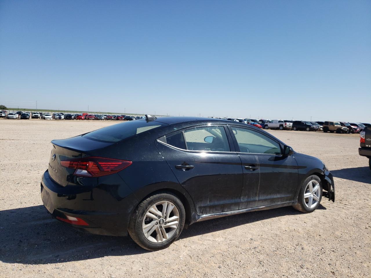 2019 Hyundai Elantra Sel vin: 5NPD84LF1KH432815