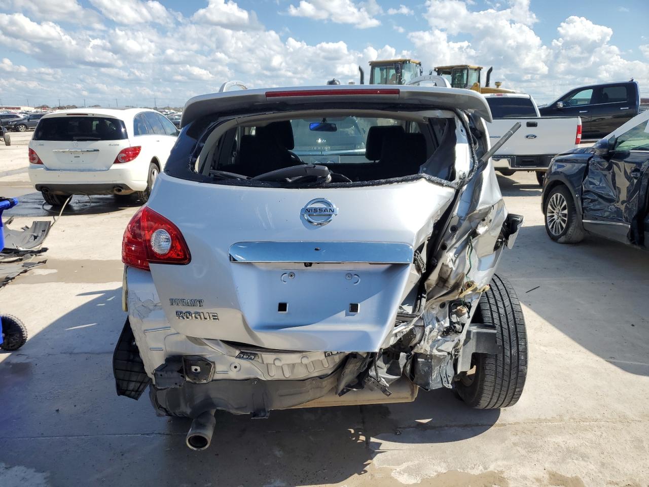 JN8AS5MT1BW564549 2011 Nissan Rogue S