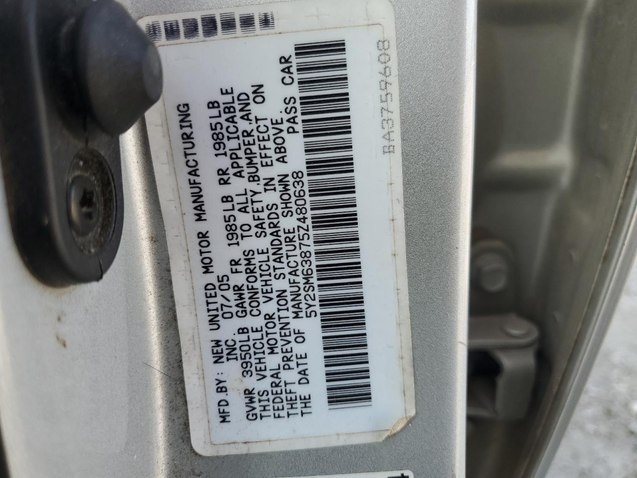 5Y2SM63875Z480638 2005 Pontiac Vibe