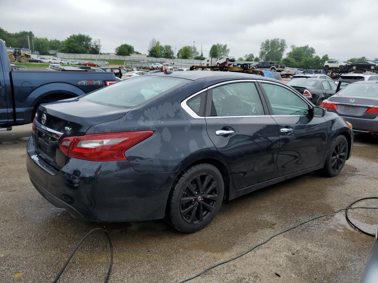 2018 Nissan Altima 2.5 vin: 1N4AL3AP7JC255369